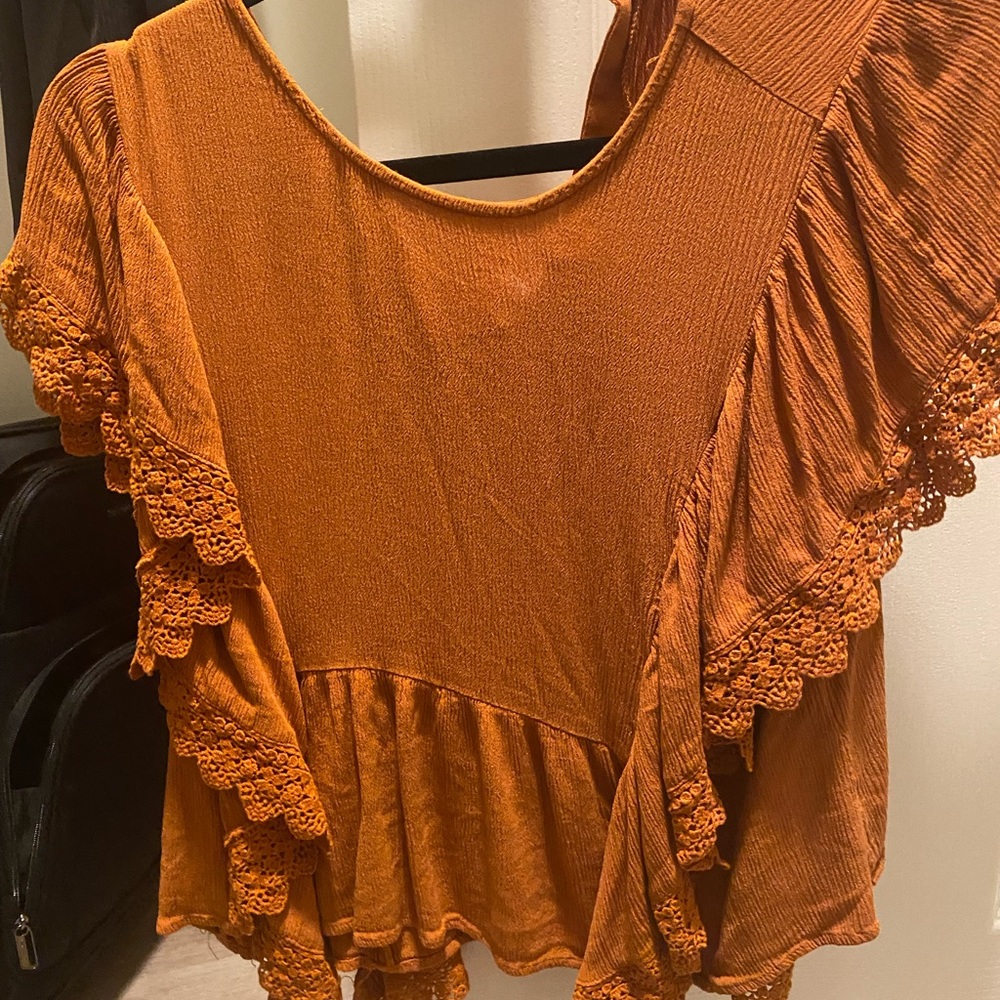 Ruffle sleeve Shirt
